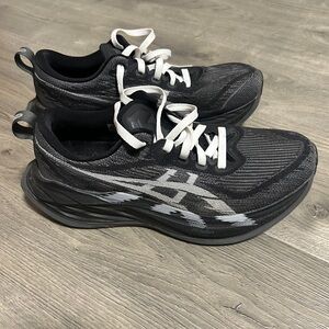 ASICS Superblast 2
